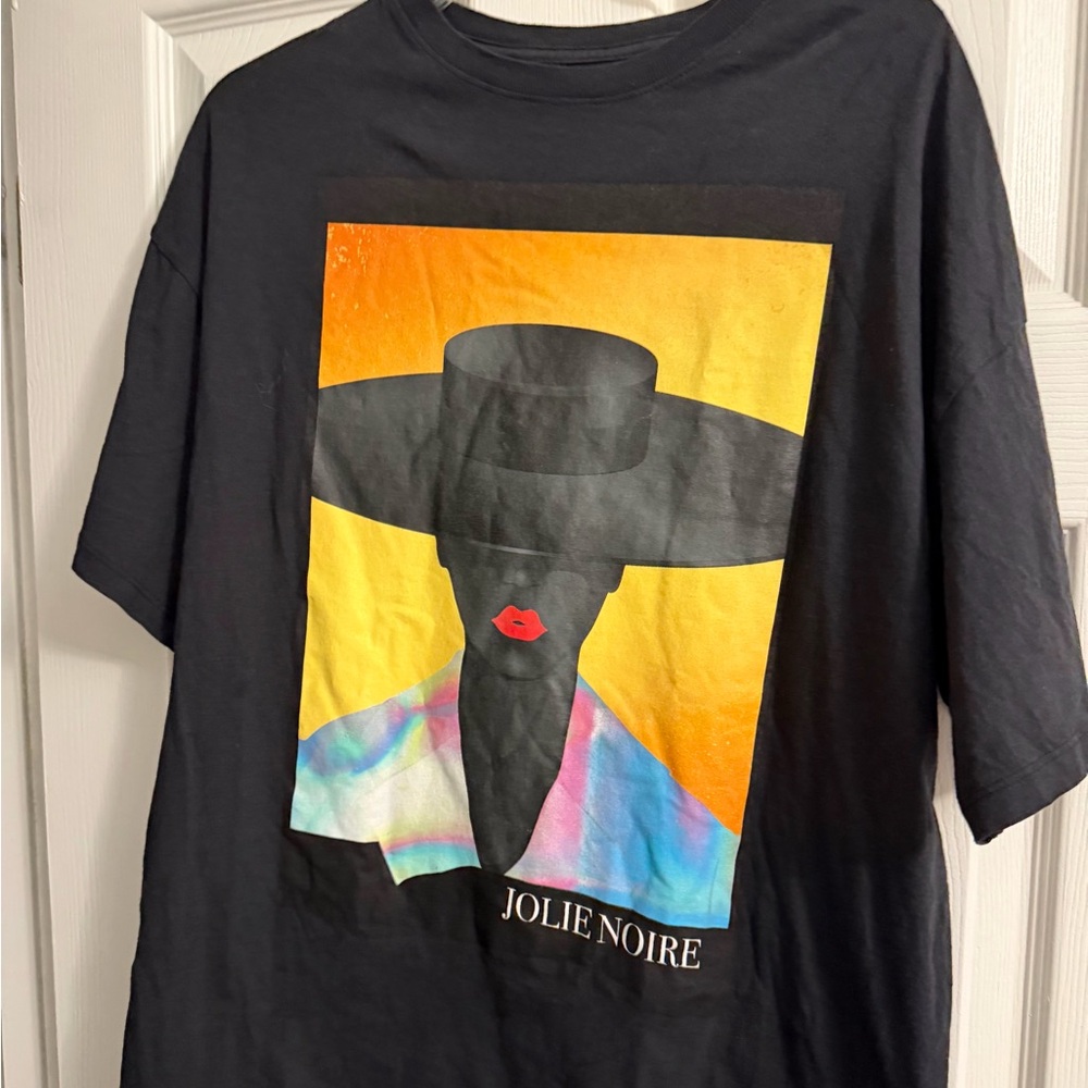 Black Graphic Short Sleeve Tee